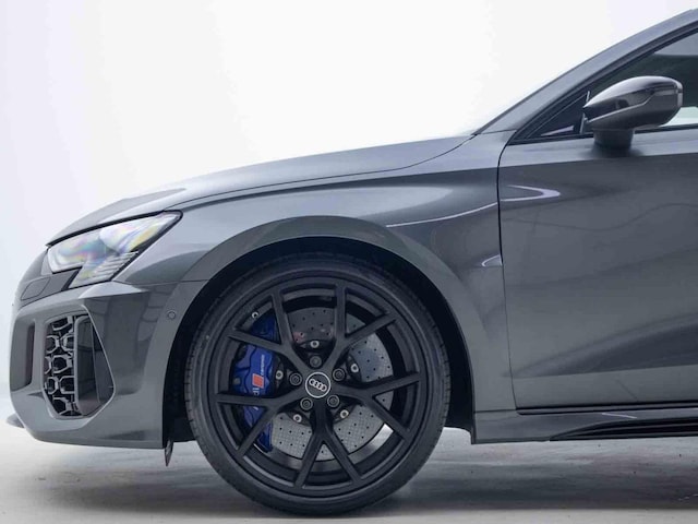 Audi RS3 Quattro S-Tronic Sedan