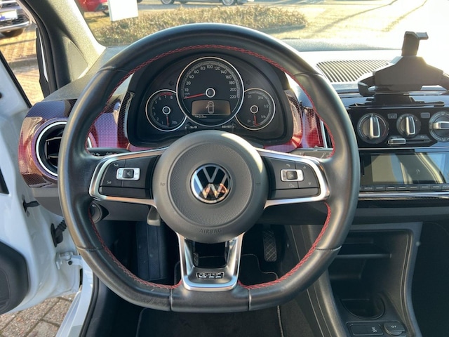 Volkswagen up! 1.0 TSI GTI