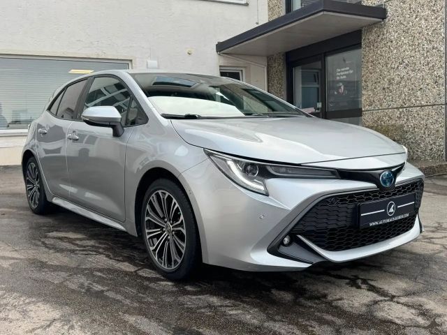 Toyota Corolla Hybride Team D