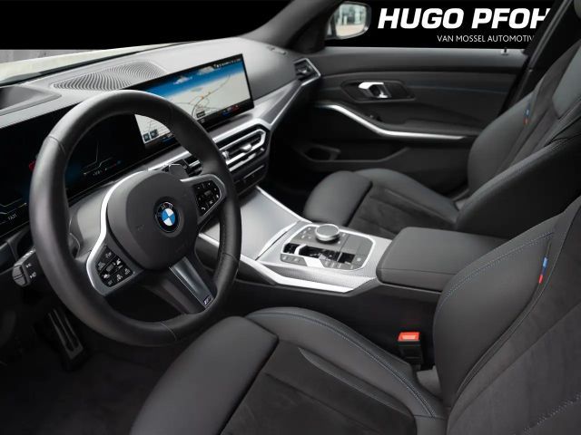 BMW 330 330d M-Sport Touring xDrive