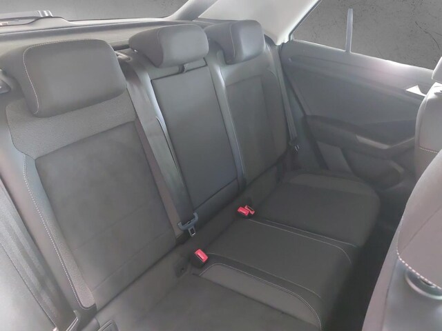 Volkswagen T-Roc Plus