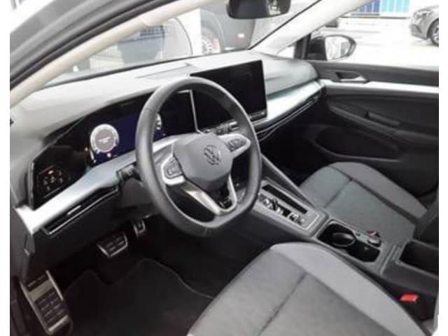 Volkswagen Golf 1.5 eTSI Golf VIII