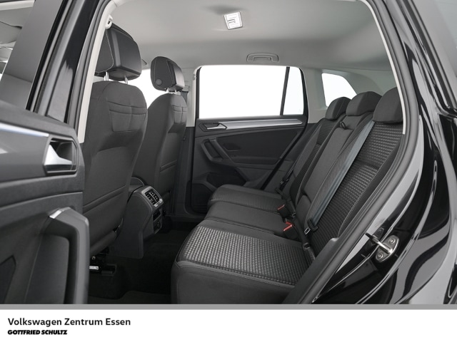 Volkswagen Tiguan Tiguan Active TSI LED Navi R-Kamera Sitzhzg