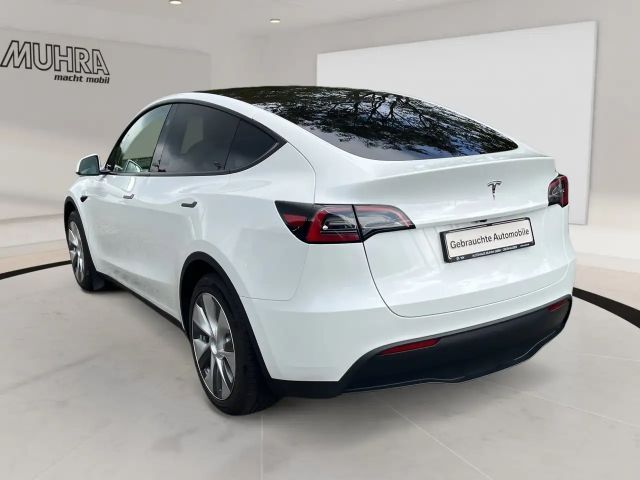 Tesla Model Y RWD