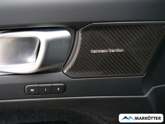 Volvo XC40 Dark Plus Recharge T4