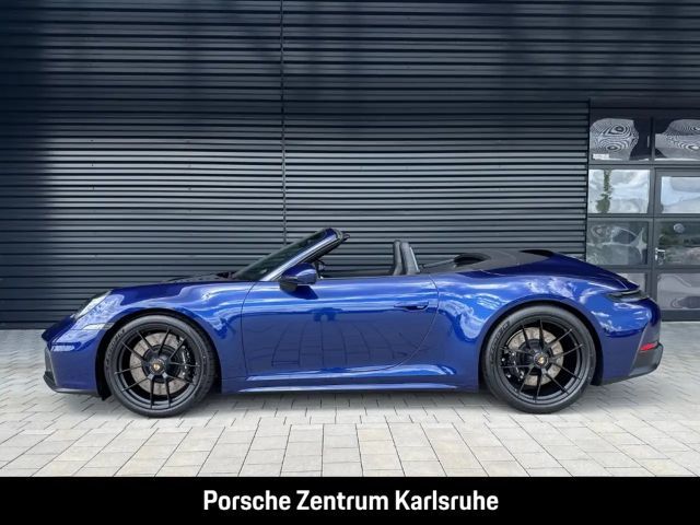 Porsche 992 Cabrio Carrera GTS