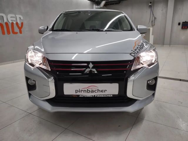 Mitsubishi Space Star Invite Star