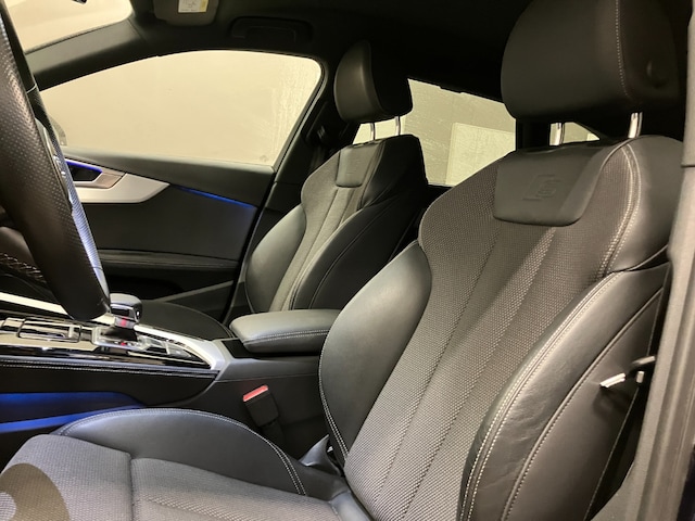 Audi A4 40 TFSI Avant S-Line S-Tronic