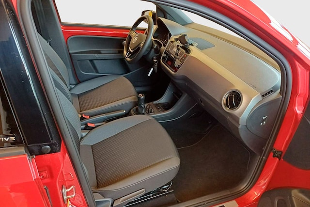 Volkswagen up! Active