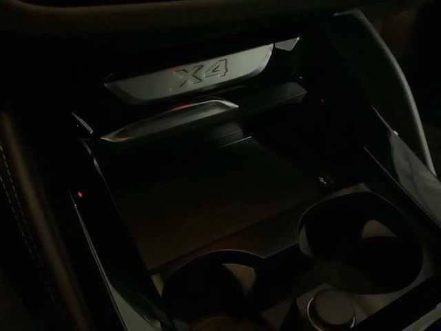 BMW X4 M-Sport xDrive20i