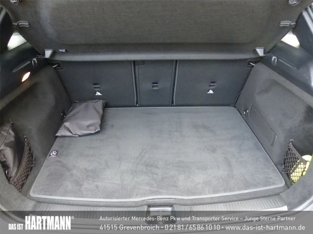 Mercedes-Benz B 180 Progressive Sedan