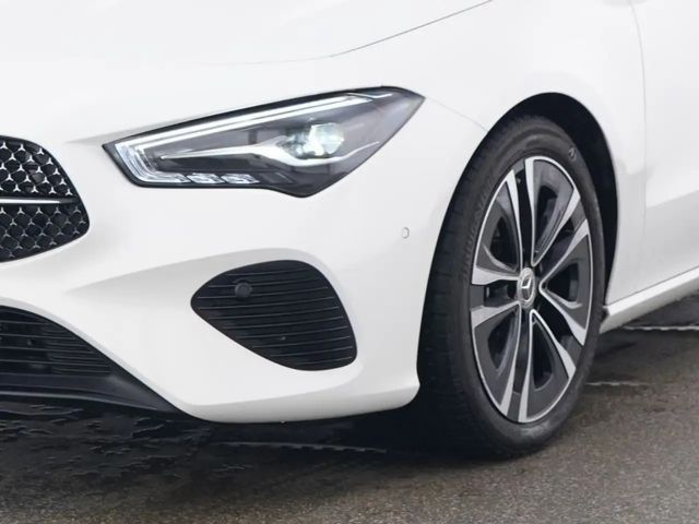 Mercedes-Benz CLA 180 Coupé Progressive