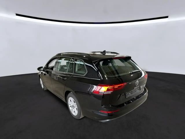 Volkswagen Golf 1.5 eTSI DSG Life Variant