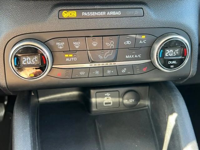 Ford Kuga Cool & Connect