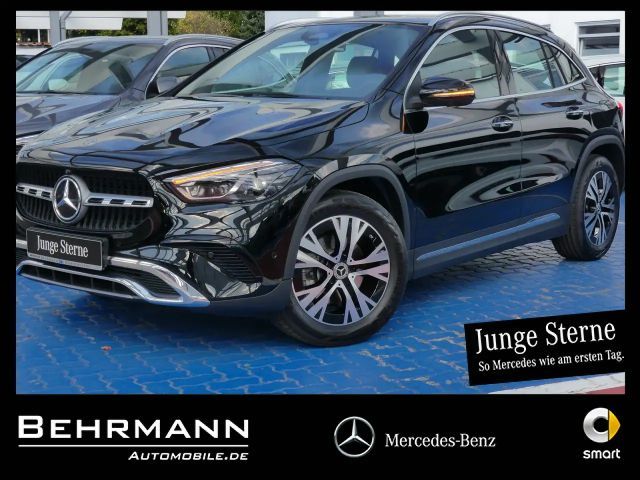 Mercedes-Benz GLA 200 Progressive