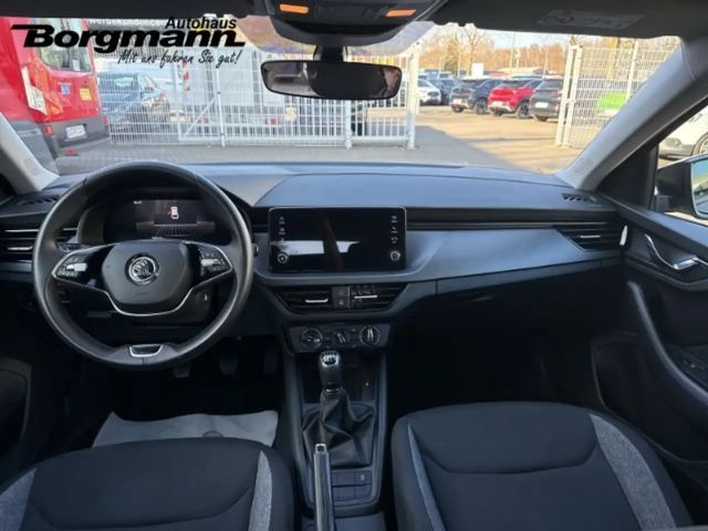 Skoda Scala Essence AHK Digitales Cockpit LED Sperrdiff. Apple