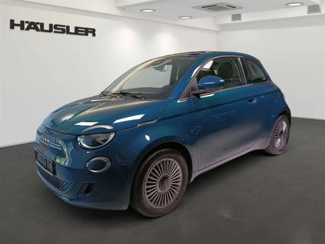 Fiat 500e 3+1 CarPlay Sitzheizung Rückfahrkamera PDC
