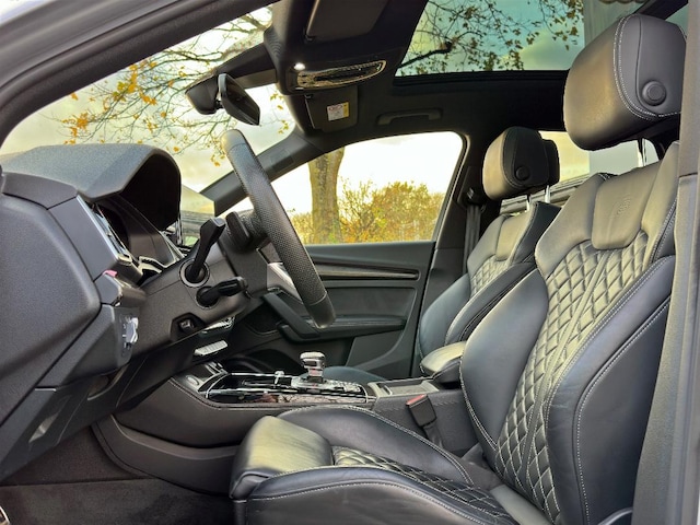 Audi SQ5 SUV TDI tiptronic Audi SQ5 SUV