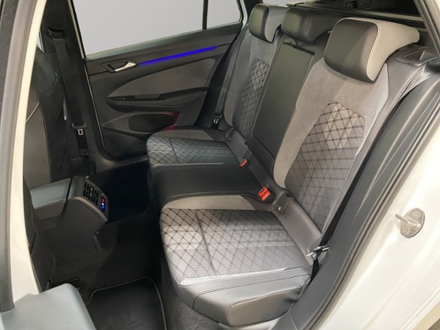 Volkswagen Golf 1.5 eTSI DSG Golf VIII Variant