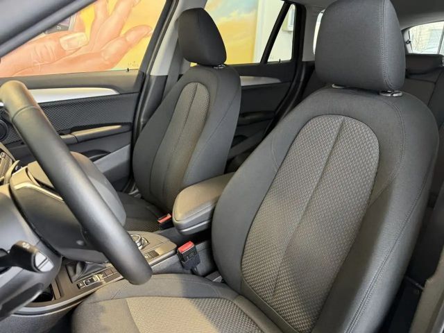 BMW X1 Advantage pakket sDrive18i