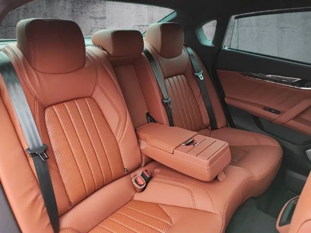 Maserati Quattroporte Trofeo