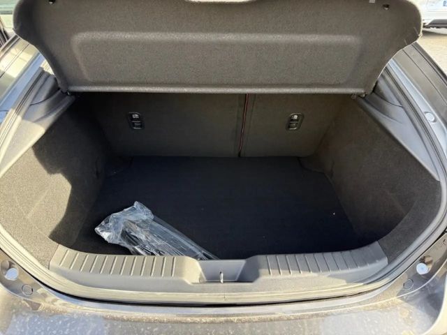 Mazda 3 2.5L SkyActiv e-Skyactiv