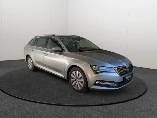 Skoda Superb 2.0 TSI Combi Style Style
