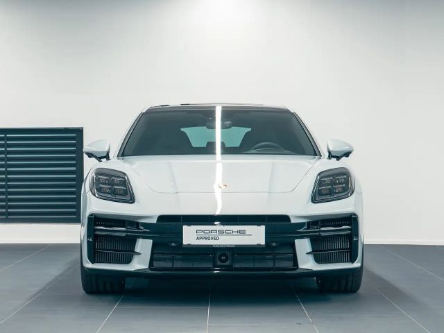 Porsche Panamera 4 E-Hybrid