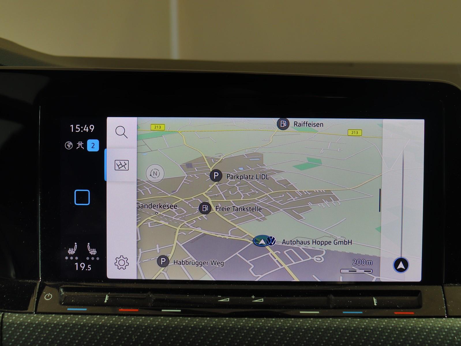 Volkswagen Golf 1.5 eTSI DSG Golf VIII R-Line