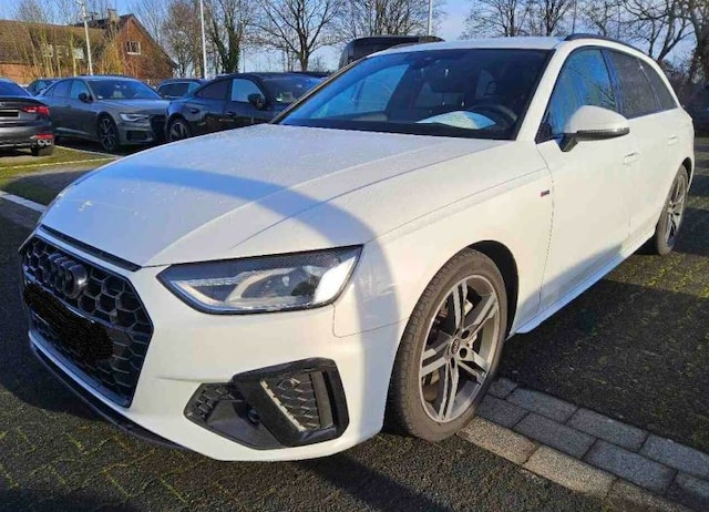 Audi A4 40 TDI Avant S-Tronic