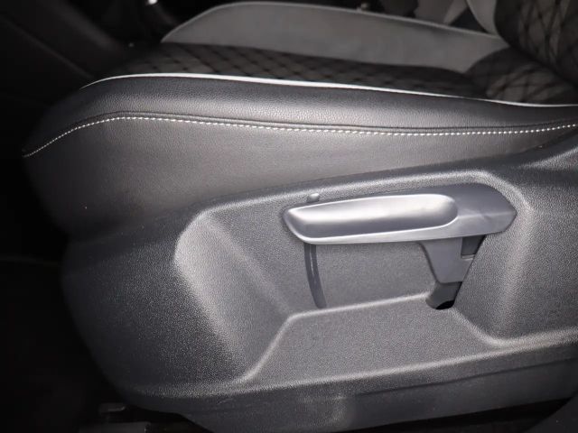 Volkswagen Tiguan 2.0 TSI Allspace R-Line