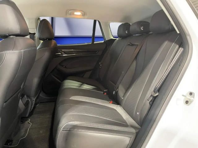 MG MG5 Luxury Standard range