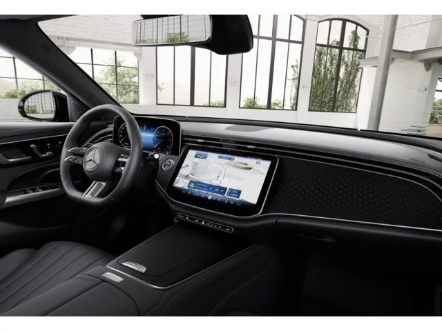 Mercedes-Benz E 220 AMG Line E 220 d Sedan