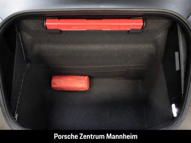 Porsche 992 4 Cabrio Carrera GTS