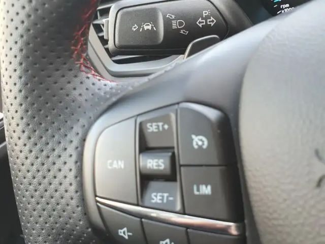 Ford Focus ST Line Wagon