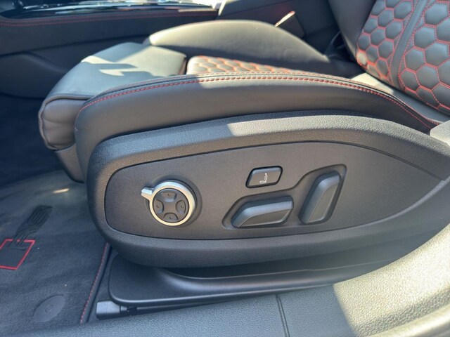 Audi RS4 Avant Quattro