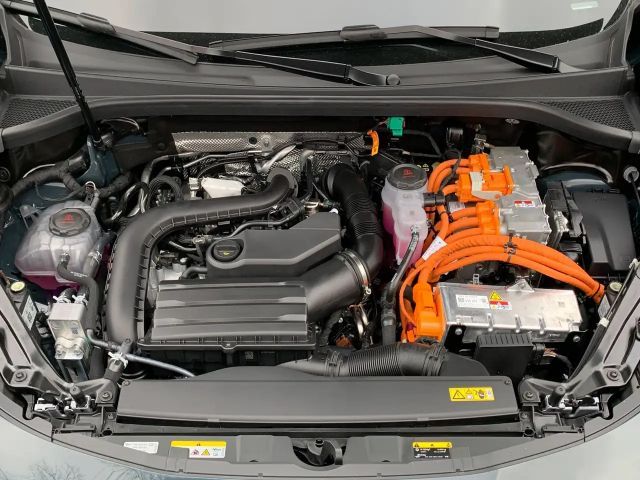 Cupra Terramar 1.5 e-Hybrid VZ