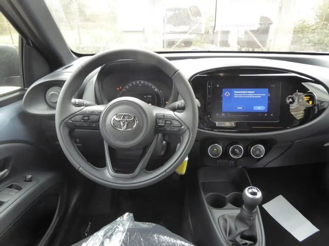 Toyota Aygo X Hatchback Play VVT-i