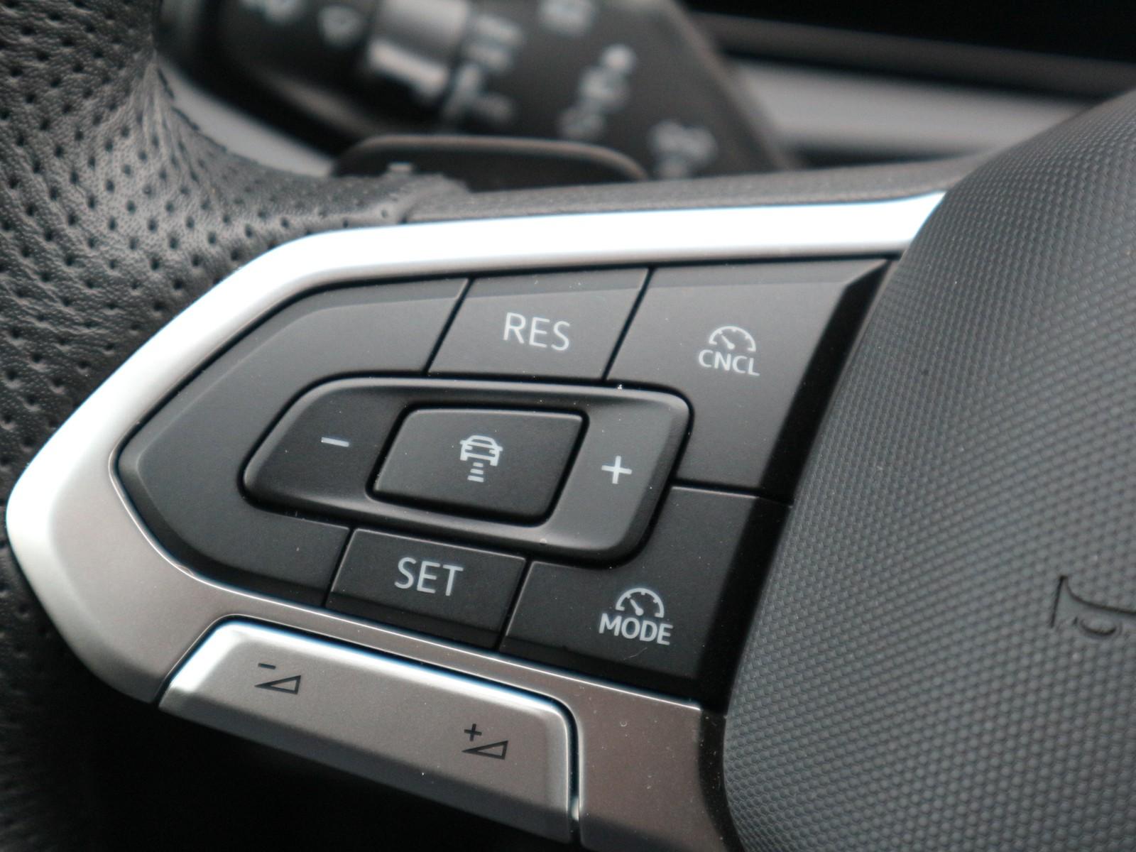 Volkswagen Tiguan R-Line eHybrid