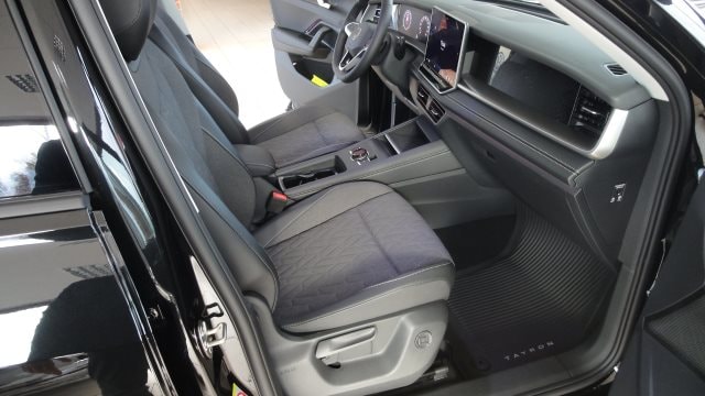 Volkswagen Tayron 1.5 eTSI Plus