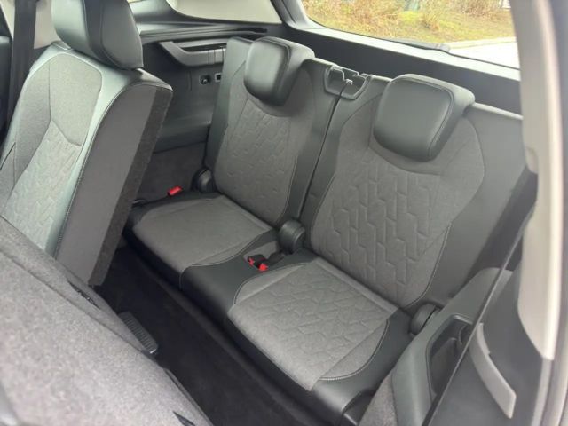 Volkswagen Tayron 1.5 eTSI Life