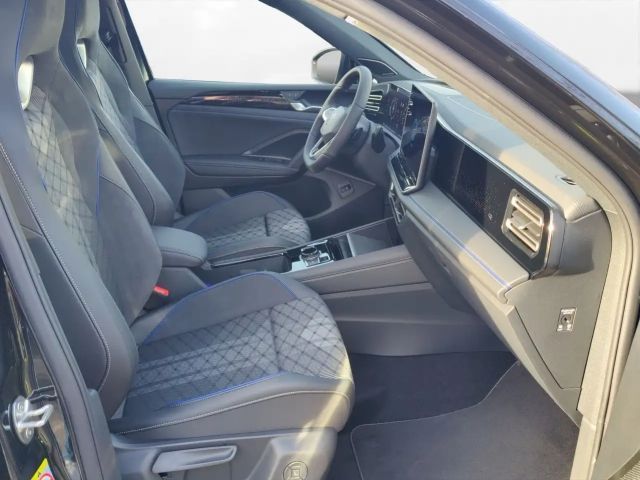 Volkswagen Tiguan 4Motion R-Line