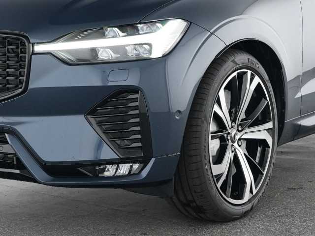 Volvo XC60 AWD Dark Plus