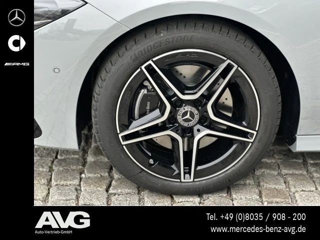 Mercedes-Benz CLA 200 AMG Line Coupé