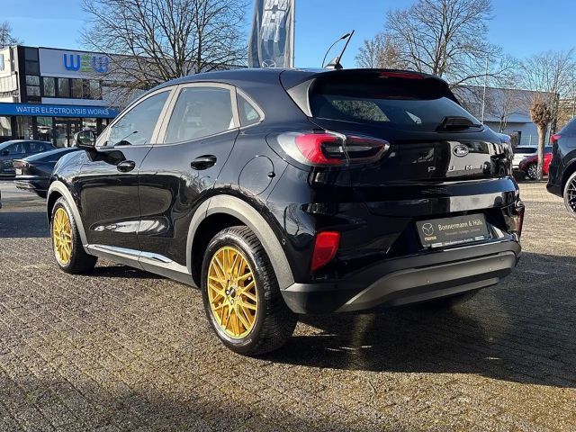 Ford Puma EcoBoost Titanium