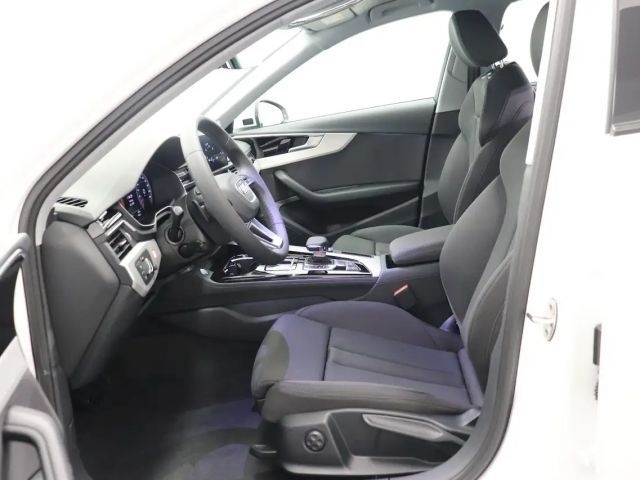 Audi A4 40 TFSI Avant S-Tronic