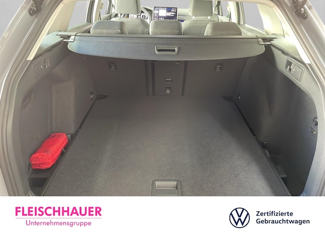 Volkswagen Golf 1.5 eTSI Golf VIII Life Variant