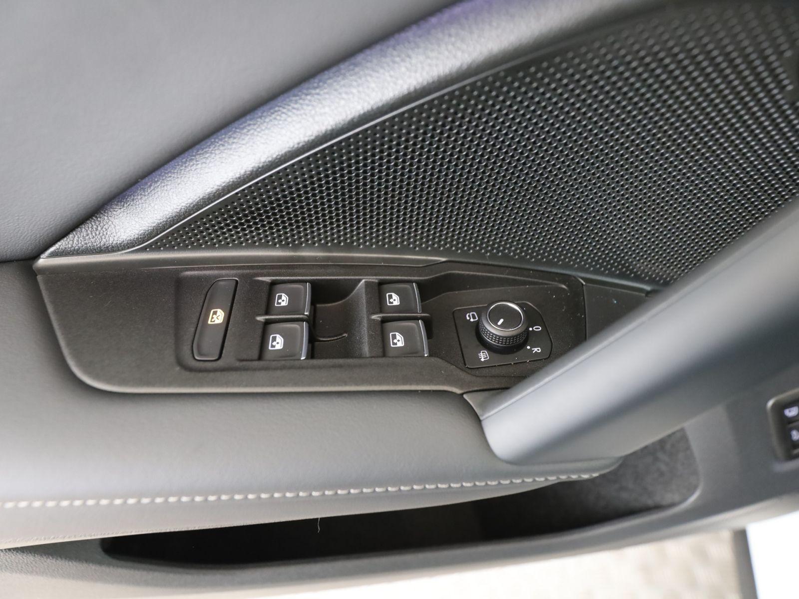 Volkswagen Tiguan R-Line eHybrid