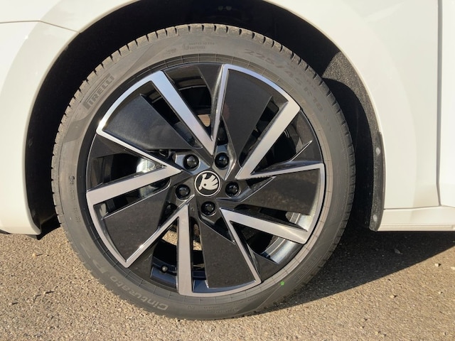 Skoda Octavia 1.5 TSI Combi Sportline