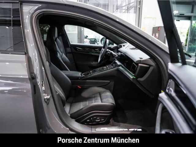 Porsche Panamera GTS